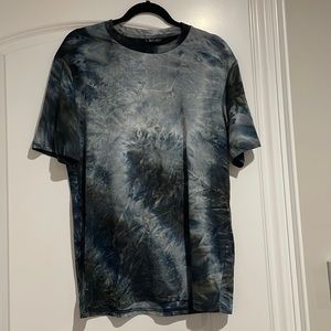 Men’s tie-dye T-shirt